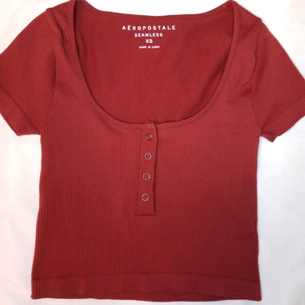 aeropostale burnt red/burgundy seamless crop top size XS